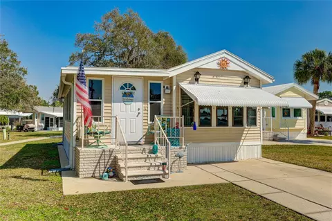 105 Bainbridge Dr, Nokomis, FL 34275