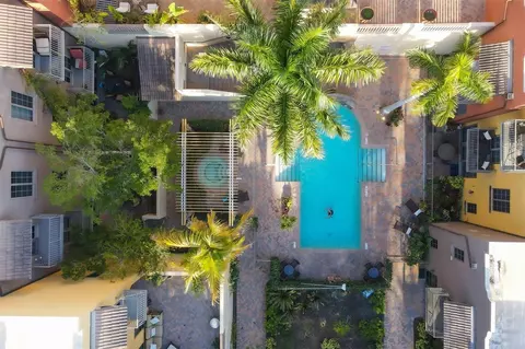 1532 Selby Ln #3, Sarasota, FL 34236