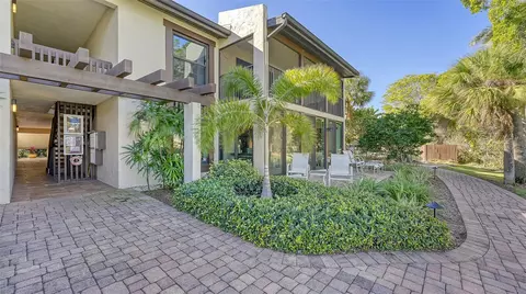 4140 Gulf Of Mexico Dr #2, Longboat Key, FL 34228