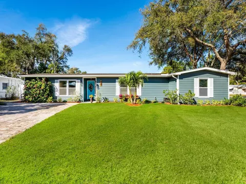 4212 Riverwood Ave, Sarasota, FL 34231