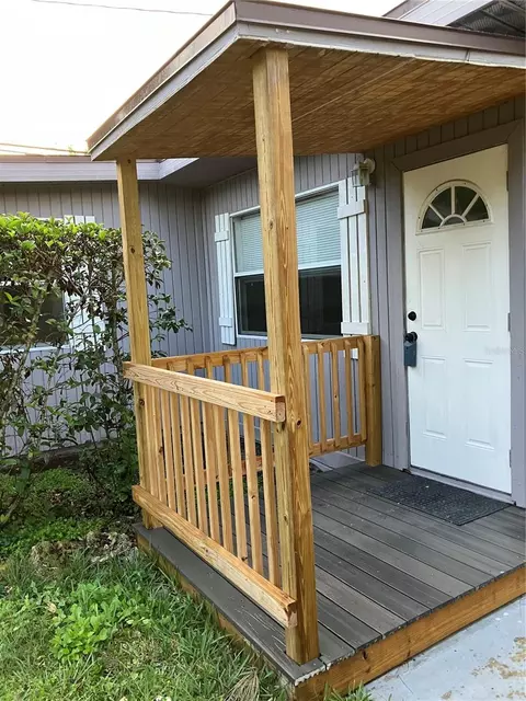 2852 Marlette St, Sarasota, FL 34231