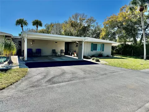 21 Strathmore Blvd #21, Sarasota, FL 34233