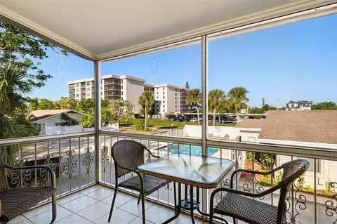 170 Roosevelt Dr #21, Sarasota, FL 34236