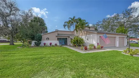 3678 Kingston Blvd, Sarasota, FL 34238
