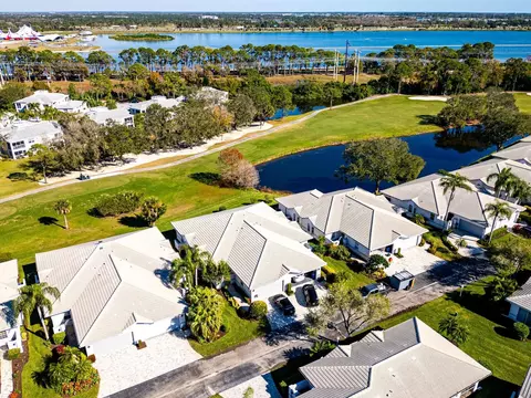 5565 E Long Common Ct #26, Sarasota, FL 34235