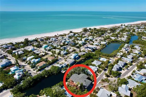 107 Los Cedros Dr, Anna Maria, FL 34216