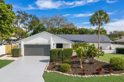 507 47th St NW, Bradenton, FL 34209
