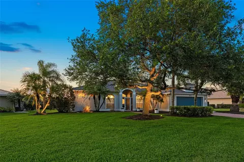 2916 Seasons Blvd, Sarasota, FL 34240