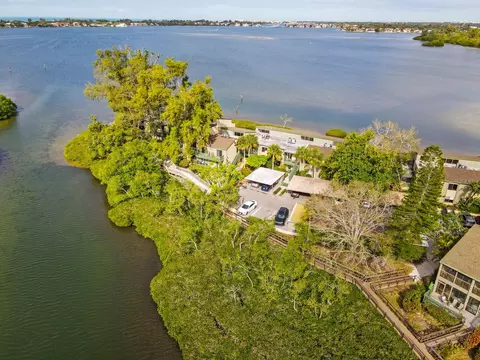 1505 Pelican Point Dr #175, Sarasota, FL 34231
