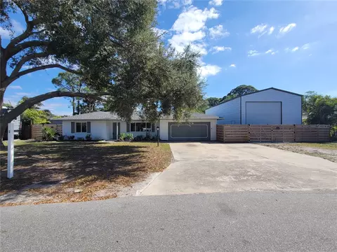 3551 Sunset Beach Dr, Venice, FL 34293
