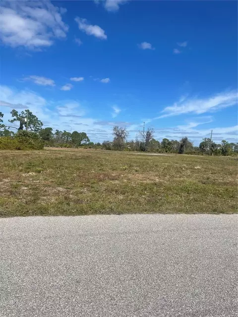 16 Cockpit Ln, Placida, FL 33946 photo 1