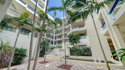 2110 Harbourside Dr #557, Longboat Key, FL 34228
