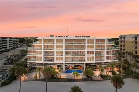 1035 Seaside Dr #301, Sarasota, FL 34242