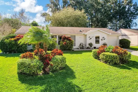 6705 34th Ave W, Bradenton, FL 34209