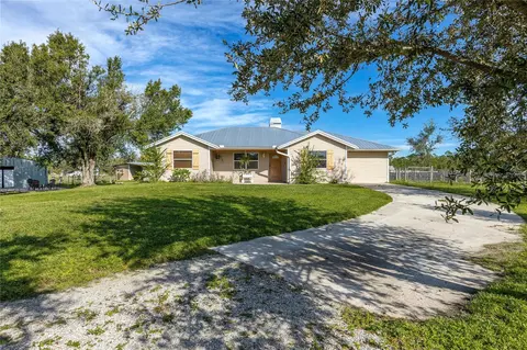 29392 Maris Dr, Punta Gorda, FL 33982