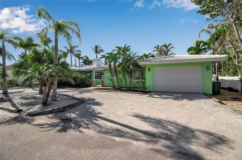 589 Bayview Dr, Longboat Key, FL 34228