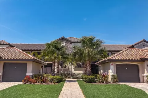 5518 Palmer Cir #104, Bradenton, FL 34211