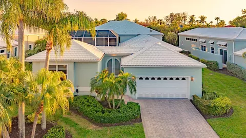 3575 Mistletoe Ln, Longboat Key, FL 34228