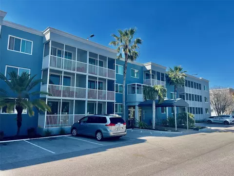 2630 Coconut Bay Ln #1A, Sarasota, FL 34237