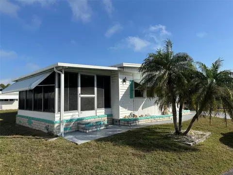 5538 Denmark Dr, Bradenton, FL 34207