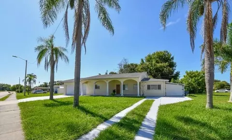 807 Orlando Ave, Bradenton, FL 34207