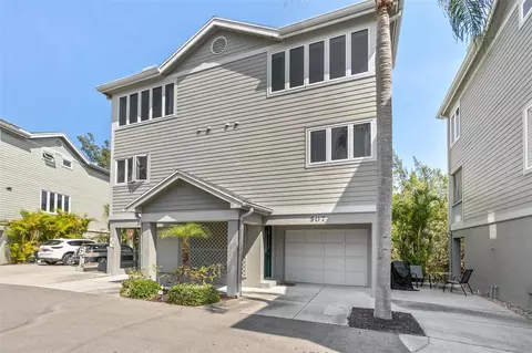 507 Forest Way, Longboat Key, FL 34228