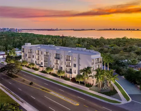 4959 N Remington Dr #111, Sarasota, FL 34234