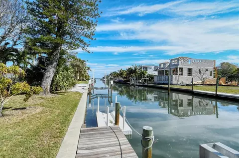 554 Rountree Dr, Longboat Key, FL 34228