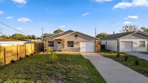 1741 Mova St, Sarasota, FL 34231