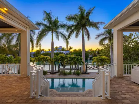 3650 Flamingo Ave, Sarasota, FL 34242