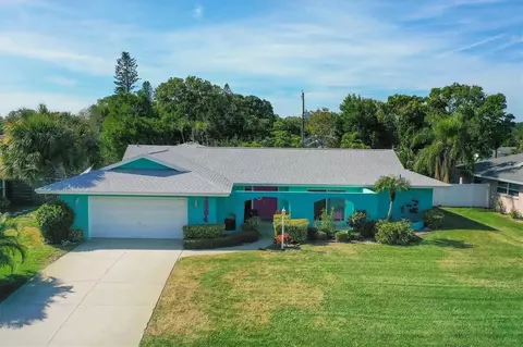 1304 64th St NW, Bradenton, FL 34209