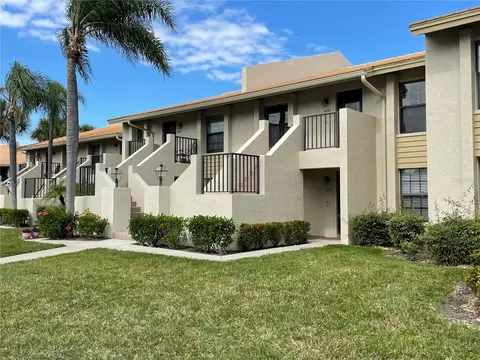 4438 Weybridge #79, Sarasota, FL 34235