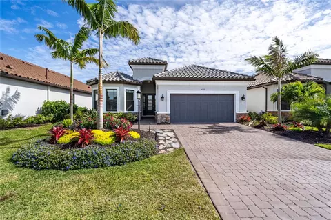 4733 Sarca Ct, Bradenton, FL 34211