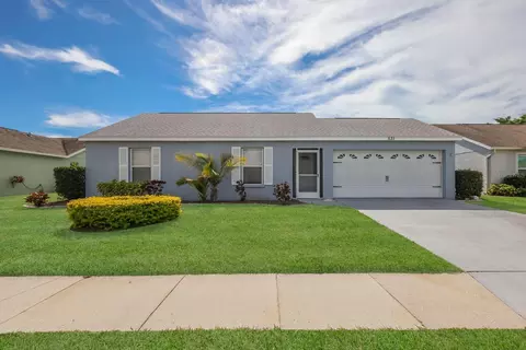 531 36th St W, Palmetto, FL 34221