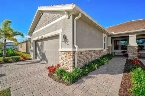 8737 Rain Song Rd, Sarasota, FL 34238