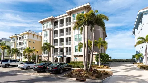 380 Aruba Cir #403, Bradenton, FL 34209