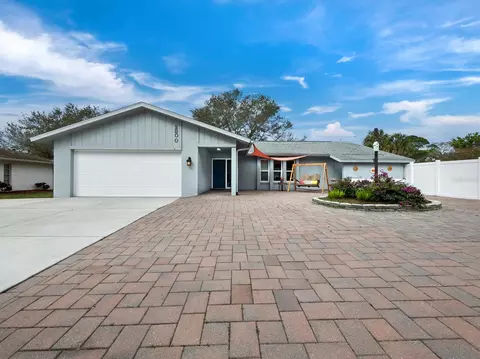 2800 Garriott Ln, Sarasota, FL 34232