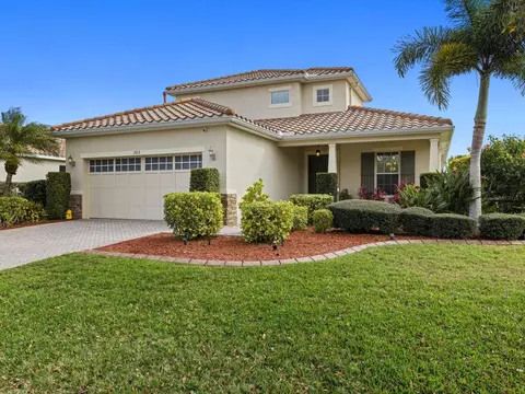 7013 73rd Ct E, Bradenton, FL 34203