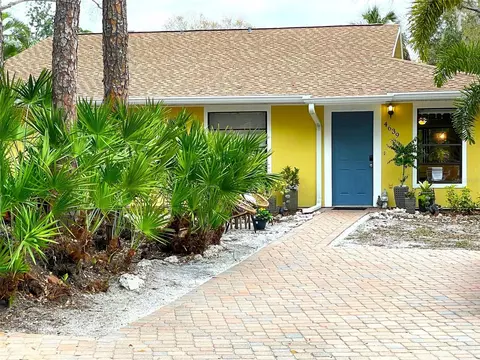 4639 Summerwind Dr #20, Sarasota, FL 34234