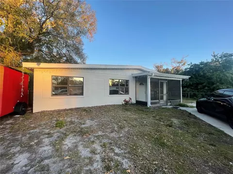 235 W Cornelius Cir, Sarasota, FL 34232