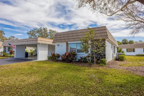 2714 Riverbluff Pkwy #V-112, Sarasota, FL 34231