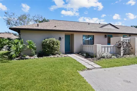 5111 35th St W #224, Bradenton, FL 34210