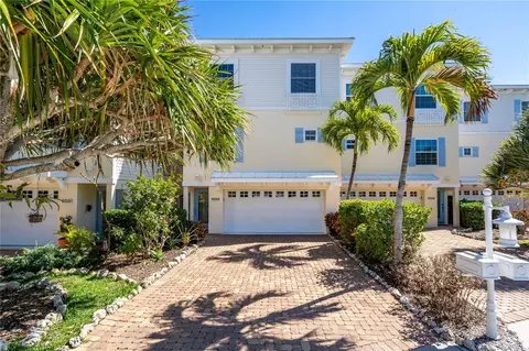 9207 Midnight Pass Rd #4, Sarasota, FL 34242
