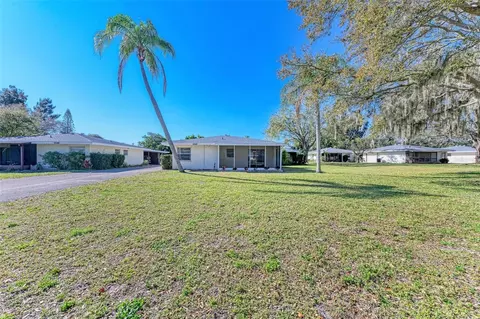 3306 Ramblewood Dr S, Sarasota, FL 34237
