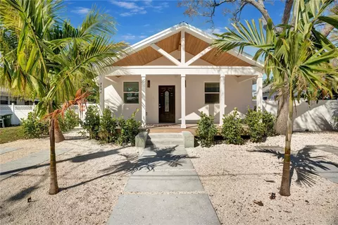 2718 4th Ave W, Bradenton, FL 34205