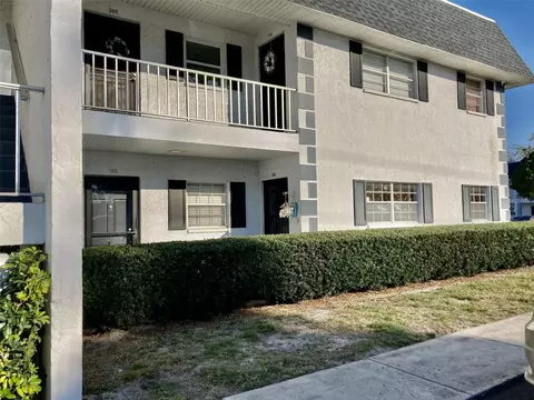 4705 5th St W #106, Bradenton, FL 34207