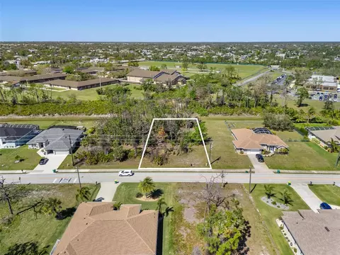 451 Boundary Blvd, Rotonda West, FL 33947