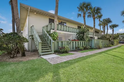 600 Manatee Ave #219, Holmes Beach, FL 34217