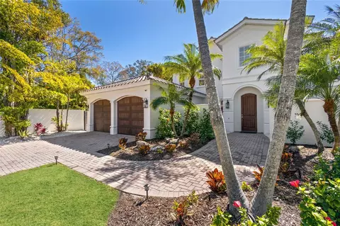 1964 Datura St, Sarasota, FL 34239