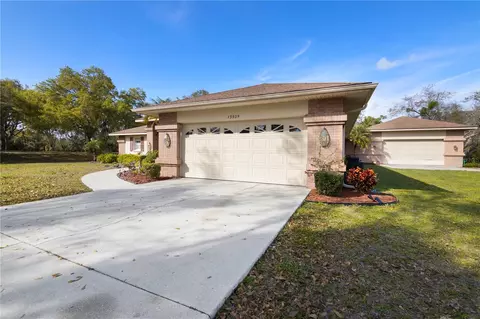 13509 2nd Ave E, Bradenton, FL 34212